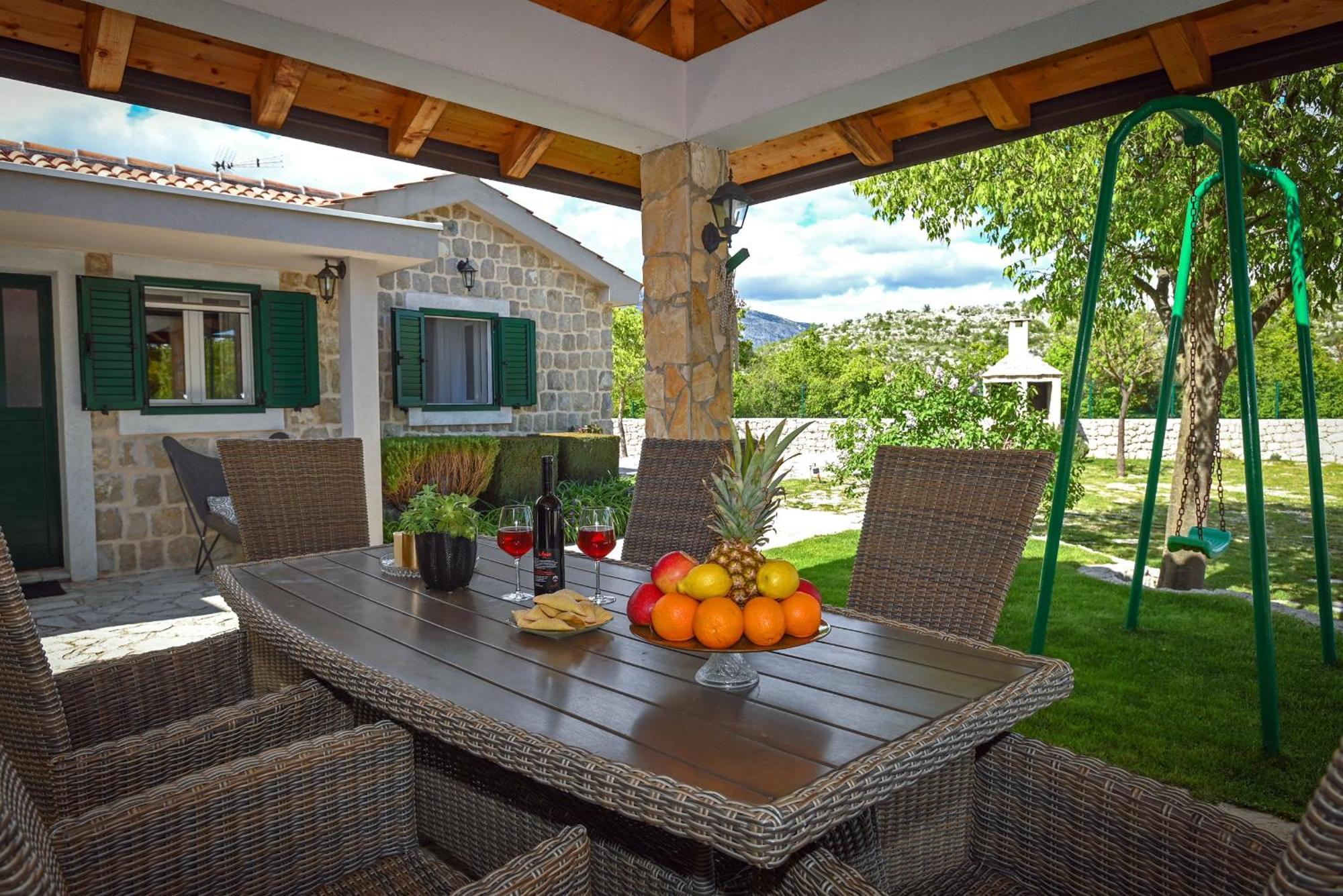 Villa Silentio, Complete Privacy Near Makarska พอดโกรา ภายนอก รูปภาพ