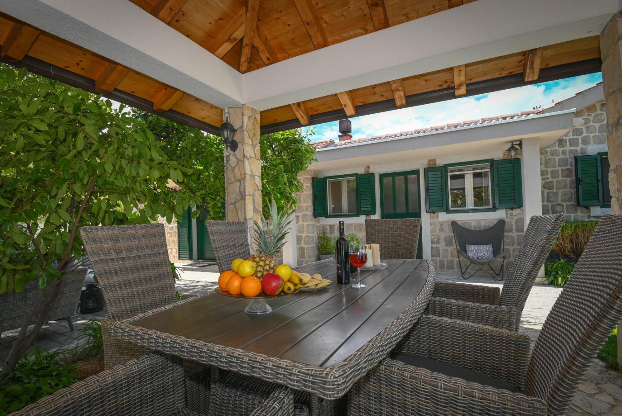 Villa Silentio, Complete Privacy Near Makarska พอดโกรา ภายนอก รูปภาพ