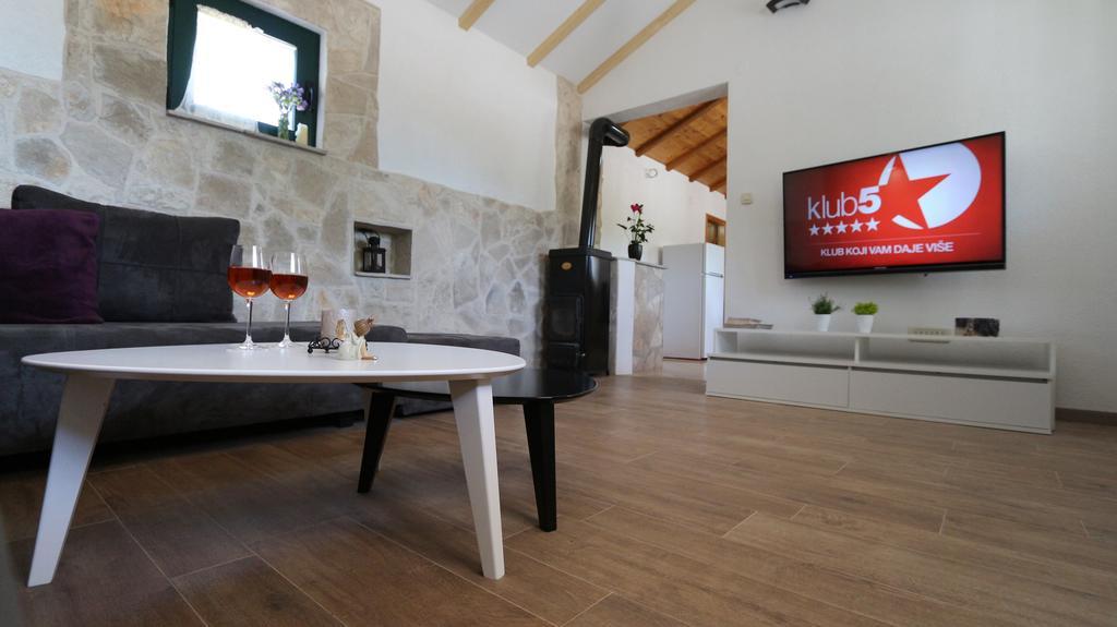 Villa Silentio, Complete Privacy Near Makarska พอดโกรา ห้อง รูปภาพ